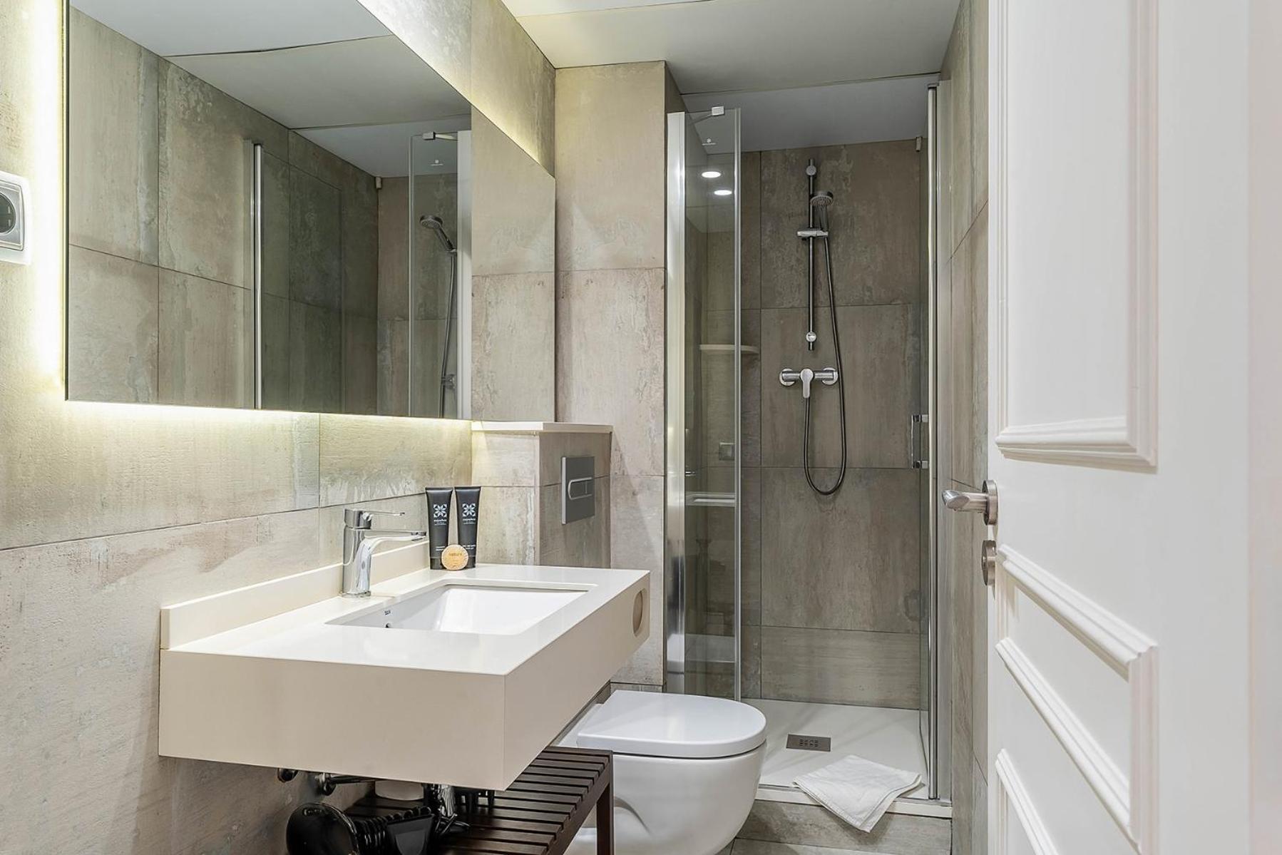 Enjoybcn Colon Apartments Barselona Dış mekan fotoğraf
