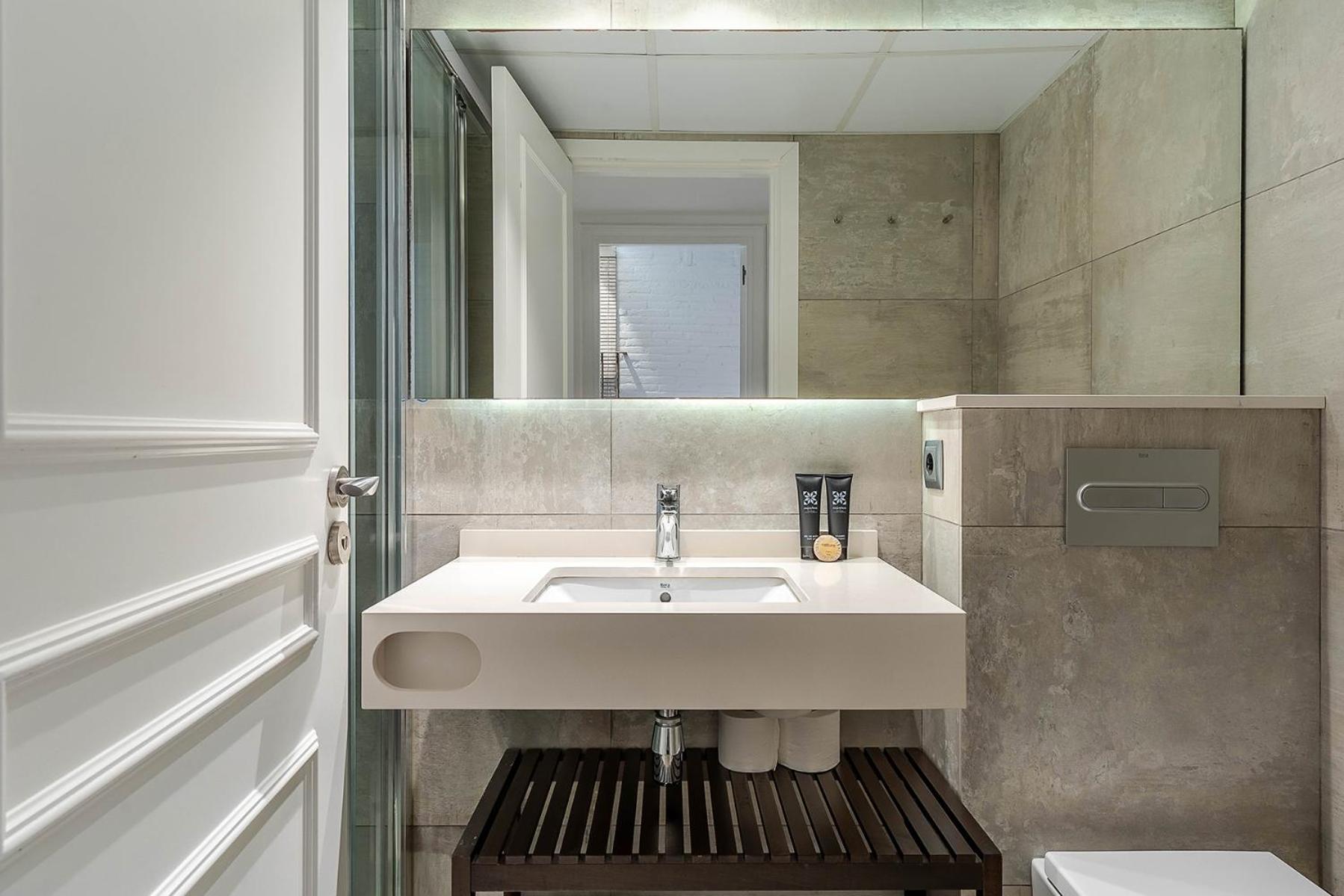 Enjoybcn Colon Apartments Barselona Dış mekan fotoğraf